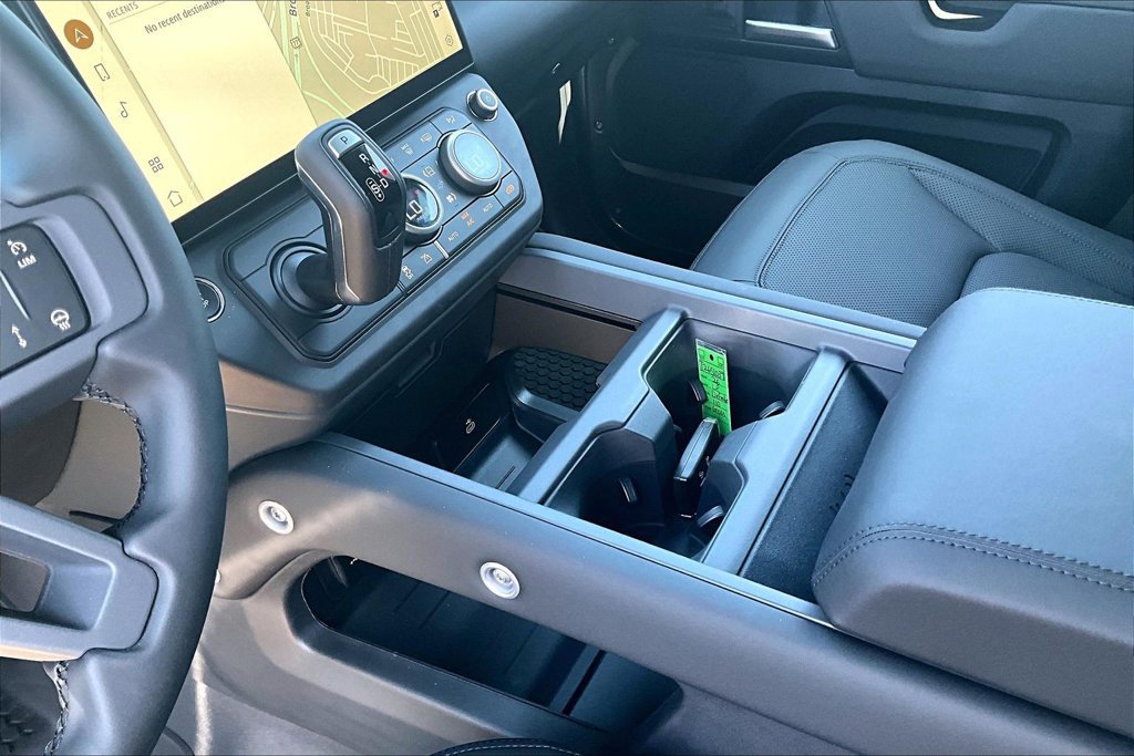 New 2026 Land Rover Defender 110 S AWD/4WD image 8