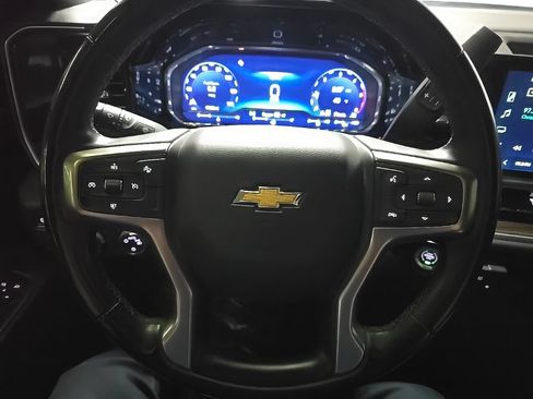 Used 2024 Chevrolet Silverado 3500 LT AWD/4WD image 18
