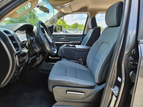 Used 2019 RAM 1500 Big Horn AWD/4WD image 17