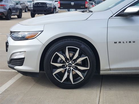 Used 2022 Chevrolet Malibu RS w/ LPO, Convenience Package 2 image 9