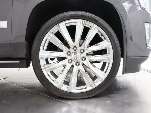 Used 2016 Cadillac Escalade Premium AWD/4WD image 46