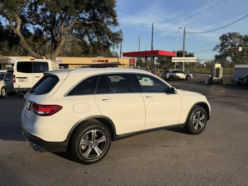 Used 2019 Mercedes-Benz GLC 300 image 9
