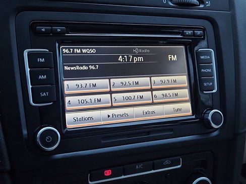 Used 2014 Volkswagen Jetta SE image 23