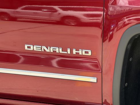 Used 2019 GMC Sierra 3500 Denali w/ Duramax Plus Package AWD/4WD image 4