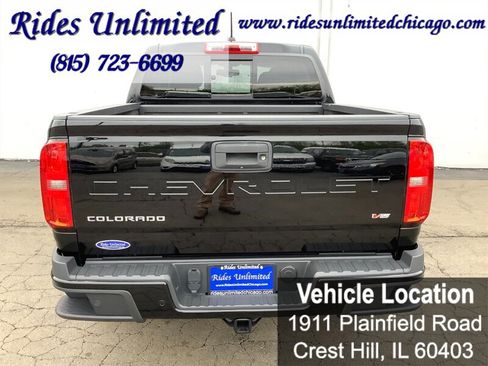 Used 2021 Chevrolet Colorado Z71 w/ Z71 Midnight Edition AWD/4WD image 6