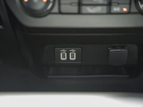 Used 2020 Ford F150 XLT image 27