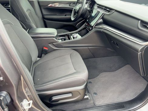 Certified 2022 Jeep Grand Cherokee L Laredo w/ Luxury Tech Group I image 29