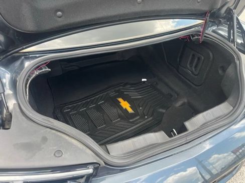 Used 2021 Chevrolet Camaro LT RWD image 25
