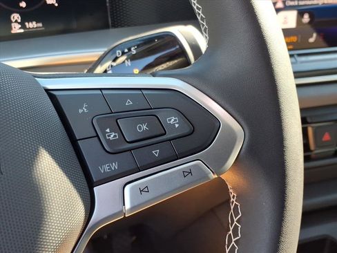 New 2026 Volkswagen Tiguan SE image 20