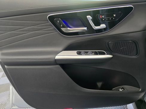 New 2026 Mercedes-Benz GLC 350e 4MATIC image 23