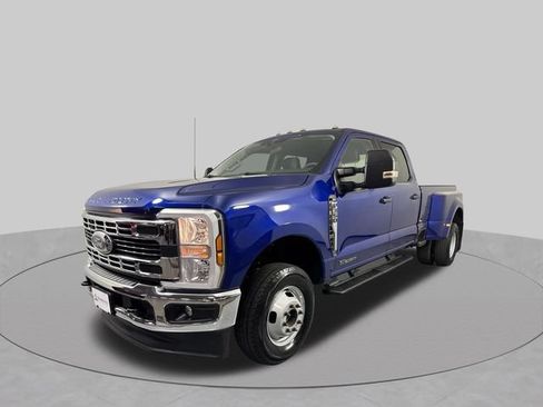 Used 2026 Ford F350 XLT AWD/4WD image 2