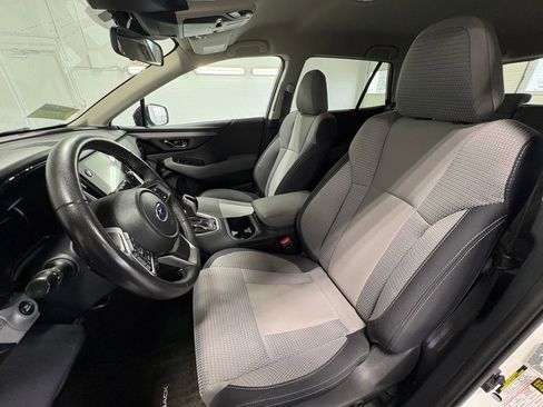 Used 2024 Subaru Outback Premium image 17