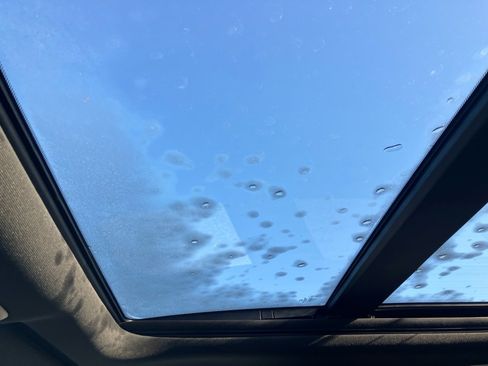 Certified 2024 Honda Pilot TrailSport image 25