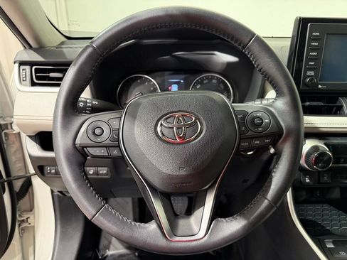 Used 2022 Toyota RAV4 XLE w/ Convenience Package AWD/4WD image 24