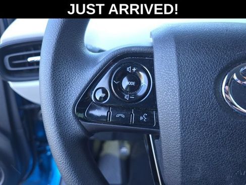 Used 2019 Toyota Prius LE FWD image 11