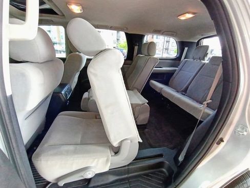 Used 2020 Toyota Sequoia SR5 RWD image 66