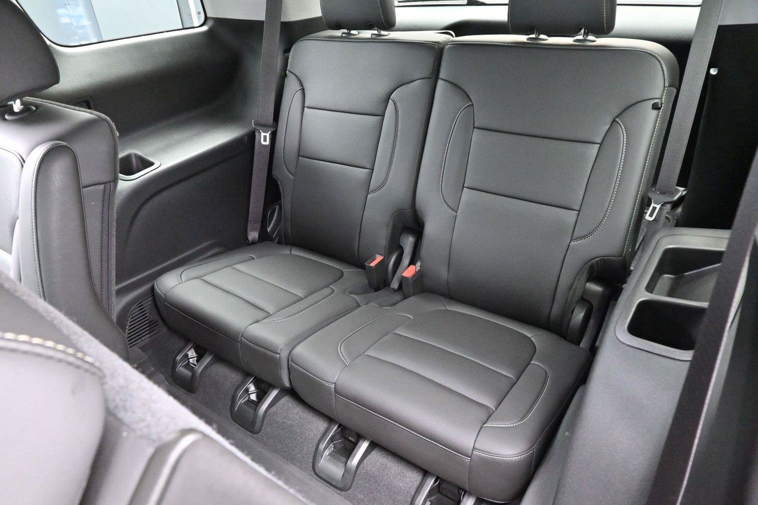 Used 2023 GMC Acadia SLT w/ LPO, Floor Liner Package AWD/4WD image 30