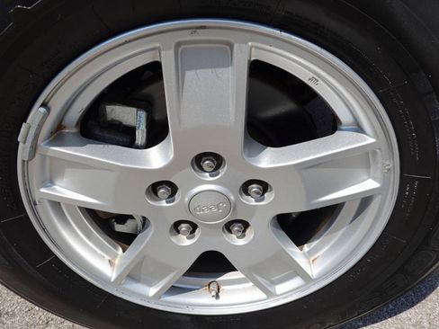 Used 2006 Jeep Grand Cherokee Laredo image 9