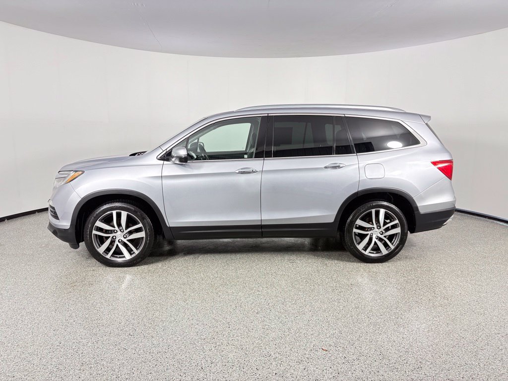 Used 2016 Honda Pilot Elite image 2