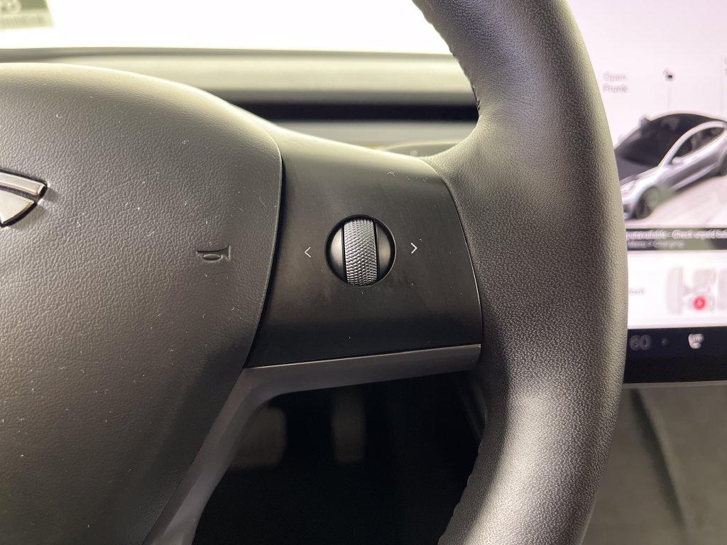 Used 2023 Tesla Model 3 Standard Range RWD image 27