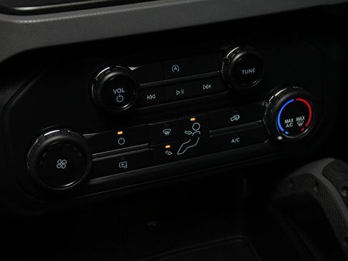 Used 2021 Ford Bronco Big Bend image 26