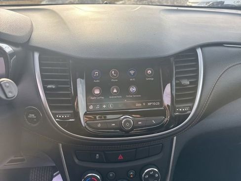 Used 2021 Chevrolet Trax LT w/ Driver Confidence Package image 20