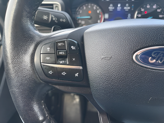Used 2020 Ford Explorer XLT w/ Equipment Group 202A AWD/4WD image 19