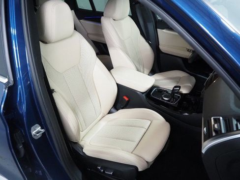 Used 2023 BMW X3 sDrive30i w/ Premium Package image 2