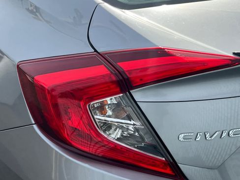 Used 2020 Honda Civic Sport image 15