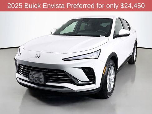 Used 2025 Buick Envista Preferred w/ Convenience I Package image 3