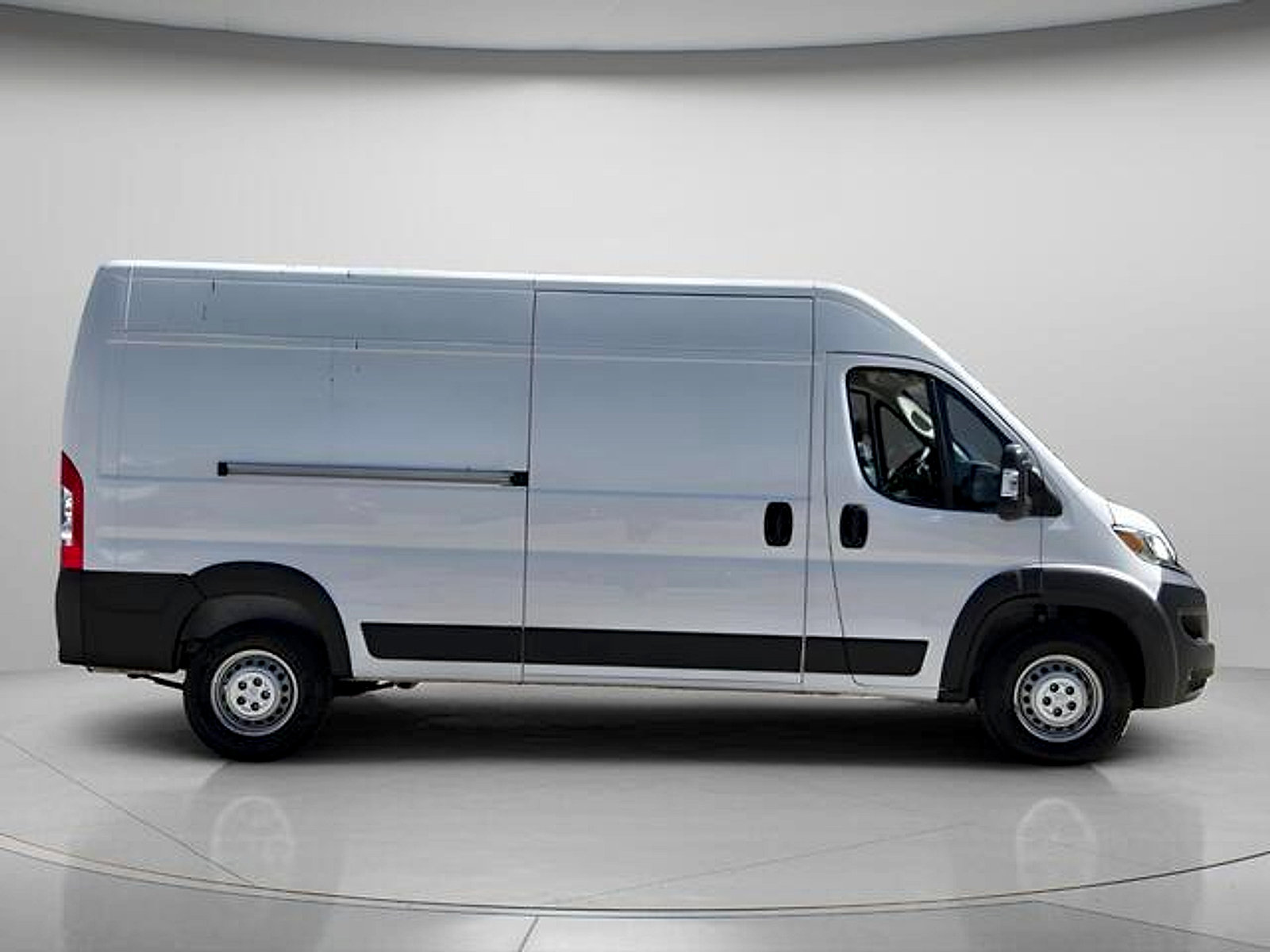 Used 2024 RAM ProMaster 2500 w/ Convenience Group FWD image 7