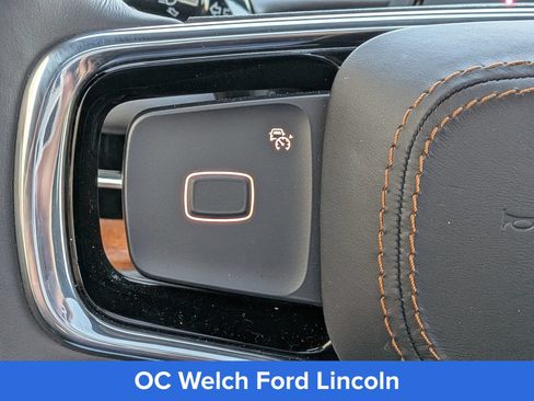 Certified 2025 Lincoln Navigator Black Label AWD/4WD image 30
