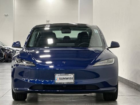 Used 2026 Tesla Model 3 RWD image 9