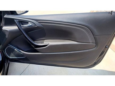 Used 2018 Buick Cascada Premium image 24