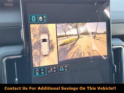 New 2026 GMC Yukon Denali w/ Sun & Power Step Package image 13