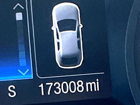 Used 2015 Ford Edge SEL image 19