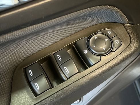 Used 2024 Chevrolet Equinox RS image 35