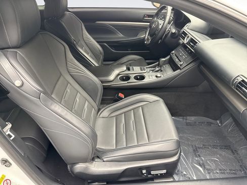 Used 2016 Lexus RC 200t image 16