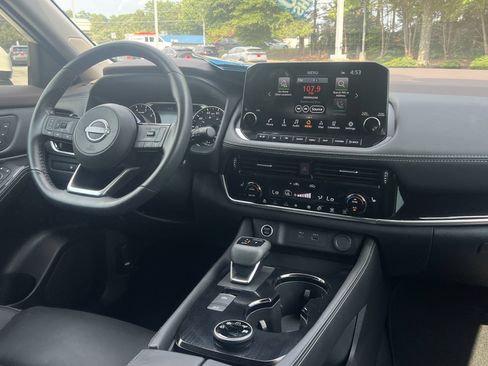 Certified 2023 Nissan Rogue SL w/ SL Premium Package AWD/4WD image 4