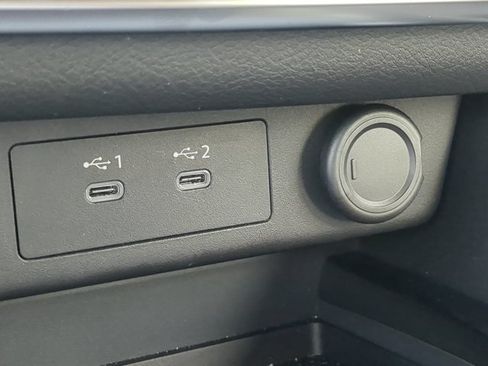 Certified 2026 Nissan Rogue SV FWD image 21