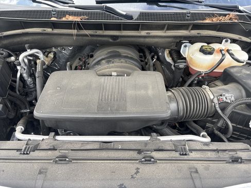 Used 2025 Chevrolet Tahoe Premier AWD/4WD image 36