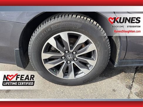 Used 2022 Honda Odyssey EX-L image 12