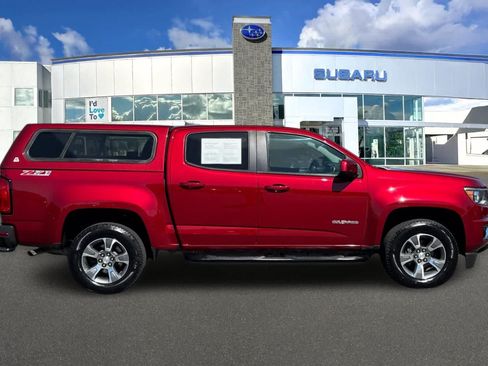 Used 2020 Chevrolet Colorado Z71 AWD/4WD image 6