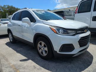 Used 2020 Chevrolet Trax LT w/ Driver Confidence Package FWD video 1