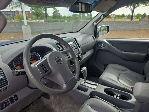 Used 2012 Nissan Frontier SL AWD/4WD image 13
