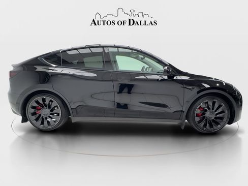 Used 2022 Tesla Model Y Performance image 6