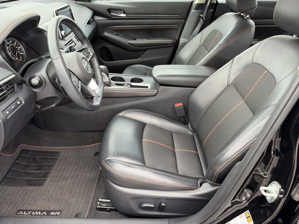 Used 2020 Nissan Altima 2.5 SR FWD image 16