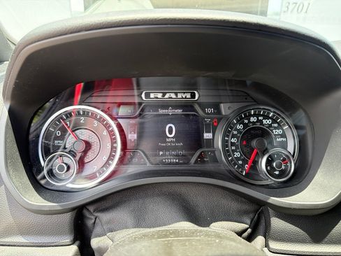 Used 2021 RAM 1500 Big Horn RWD image 16