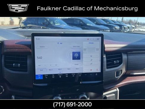 Used 2022 Ford Expedition Max Limited image 25