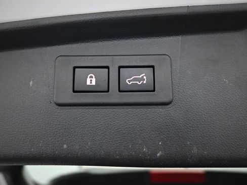 Used 2021 Subaru Outback Touring XT image 34